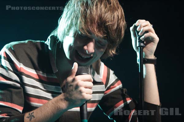 PAOLO NUTINI - 2006-11-06 - PARIS - Elysee Montmartre - 